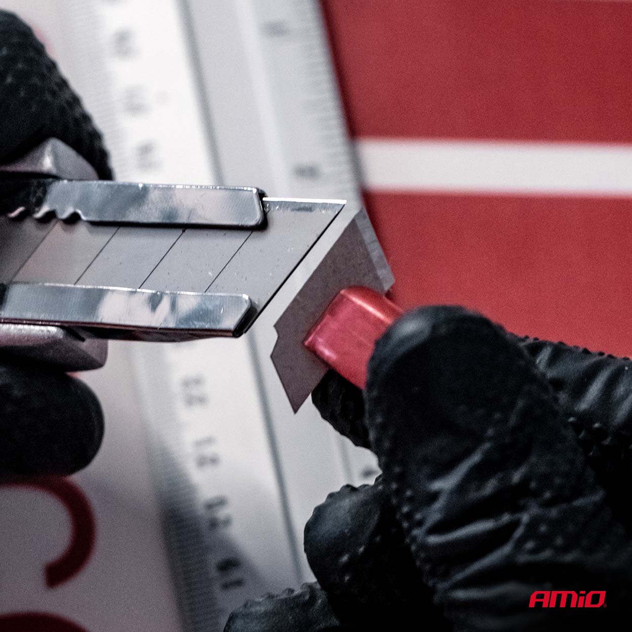 Hobbykniv med skridsikkert aluminiumsgreb