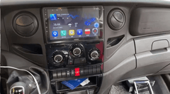 Iveco Daily 07-14 - 9" Radio m. Apple CarPlay og Android Auto installed in vehicle dashboard.